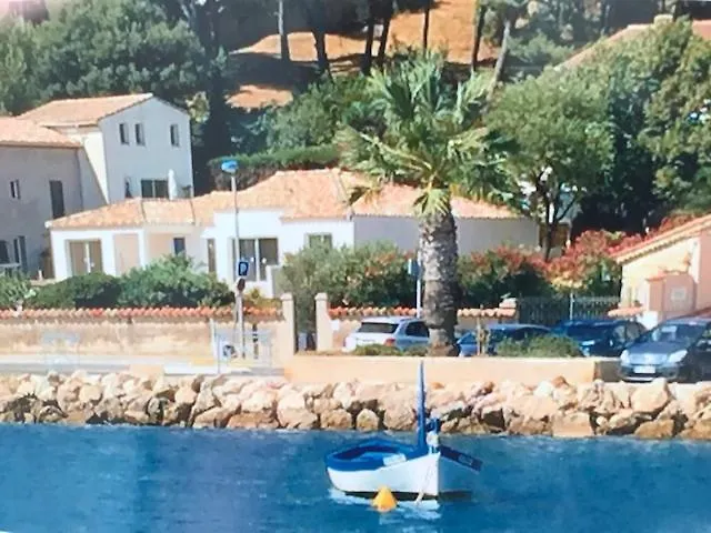 Apartment Ma Cabane De Pecheur Pieds Dans L'Eau - Lit Queen Size Saint-Mandrier-sur-Mer France